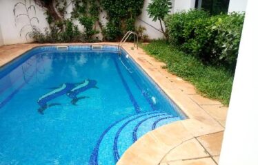 Very nice villa with 6 living rooms for rent in Almadies