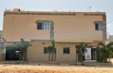Villa à vendre à Mbao