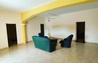 MAISON A VENDRE A MBOUR