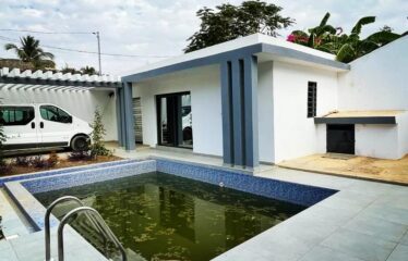 Maison a vendre pieds dans l’ eau a saly