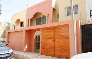 Maison villa a louer aux mamelles Dakar