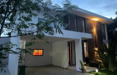Magnificent furnished villa 6 rooms for sale in somone