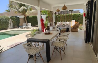 Beautiful furnished villa f4 near the sea for rent in saly