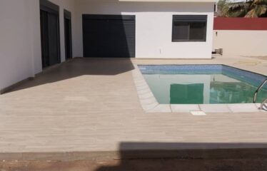 Belle villa f4 neuve moderne non meublée à louer à ngaparou