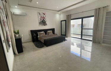 Beautiful apartment f4 of surface 300 m² to rent in the bend