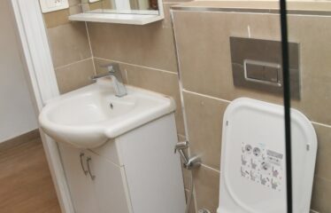 Appartement f2 à louer au point E