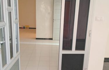 F4 APARTMENT FOR RENT