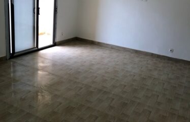 Apartment f4 for rent in yoff route de l'ancien aéroport