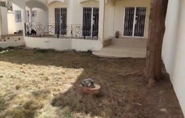 Large 8-room villa for rent in Les Almadies