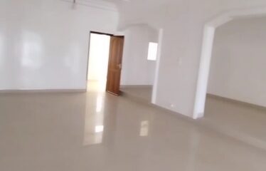 Large 8-room villa for rent in Les Almadies