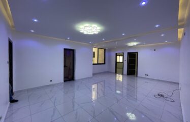 APPARTEMENT F4 À LOUER SICAP LIBERTÉ 2