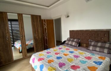 Bel appartement meublé f2 à louer au point E