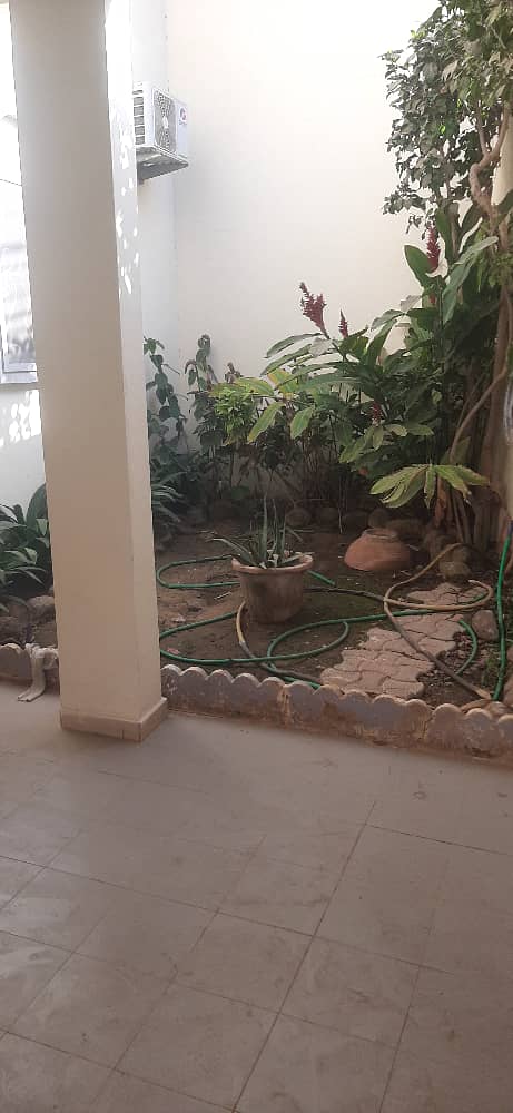 Villa 6 pièces à louer sur aux almadies route king fad palace