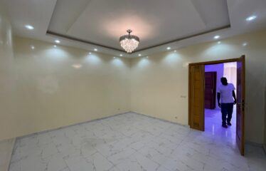 APPARTEMENT F3 À LOUER YOFF BIAGUI